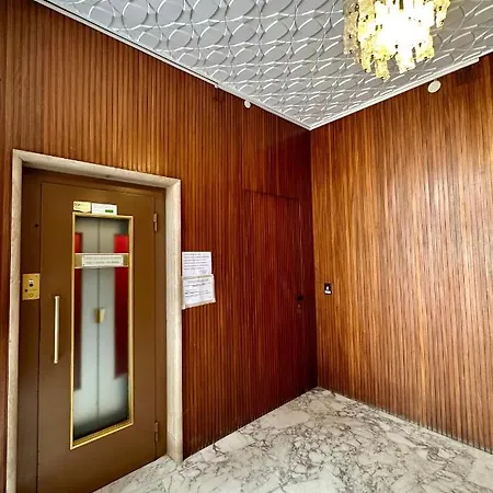 Hostdomus - Casa Betta * Alassio