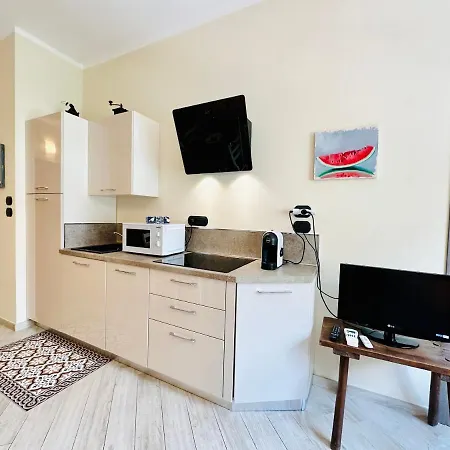 Hostdomus - Casa Betta Alassio