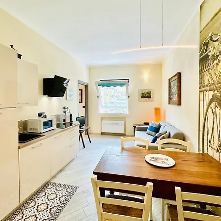 Apartment Hostdomus - Casa Betta Alassio
